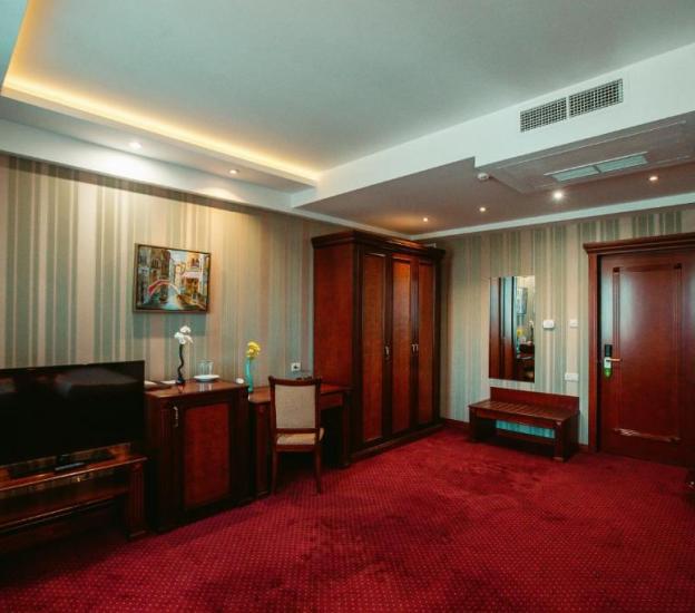 room thumbnail