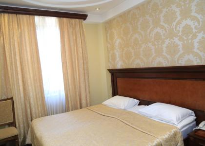 room 151 thumbnail 5